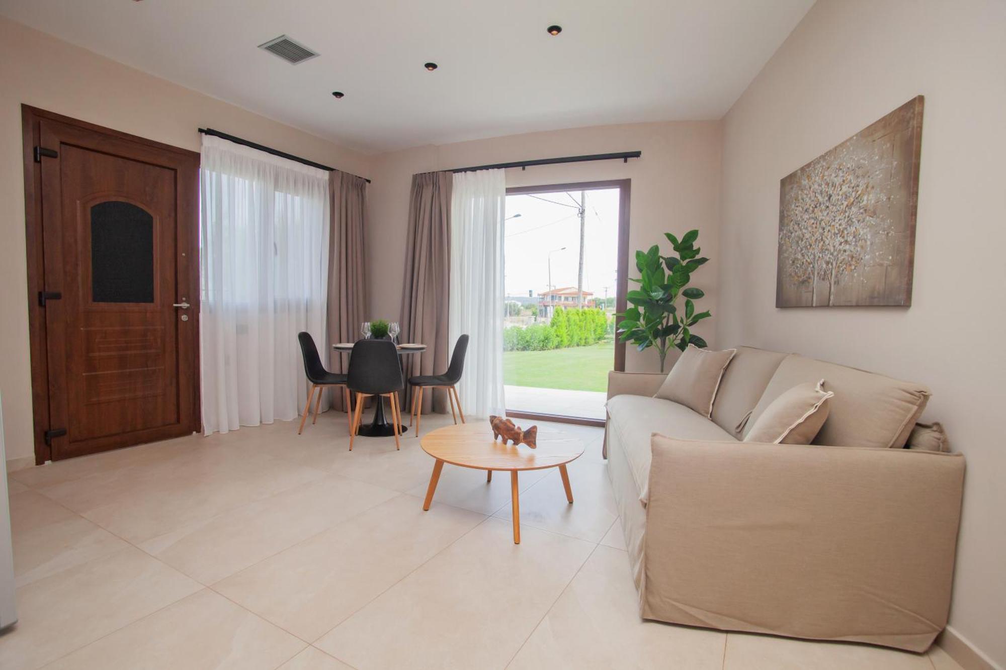 Kotinos Apartment *
